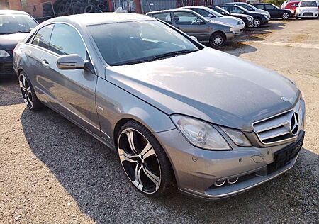 Mercedes-Benz E 250 CDI BlueEfficiency (207.303)