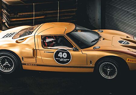 Ford GT 40 PREISREDUZIERT WEGEN NEUANSCHAFFUNG
