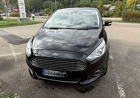 Ford S-Max 2.0 Eco Boost Aut. Start-Stopp Titanium