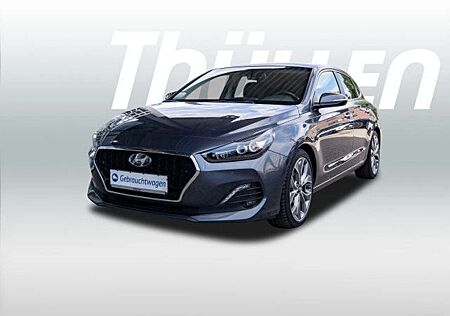 Hyundai i30 1.4 Fastback Premium Navi SHZ LED Kamera Klima