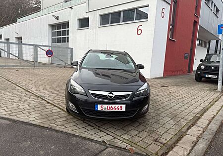 Opel Astra J Lim. 5-trg. Sport