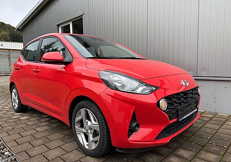 Hyundai i10 1.2 84 PS KLIMAAUTOMATIK GARANTIE 1 HAND