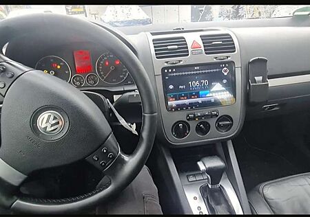 VW Golf Volkswagen 2.0 TDI DPF DSG Sportline