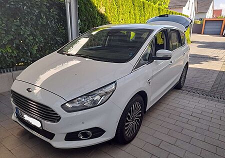 Ford S-Max Diesel 2.0 EcoBlue Titanium