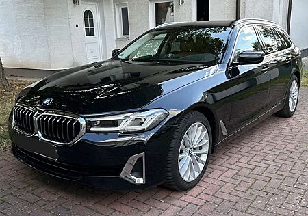 BMW 530i 530 Touring Aut. Luxury Line