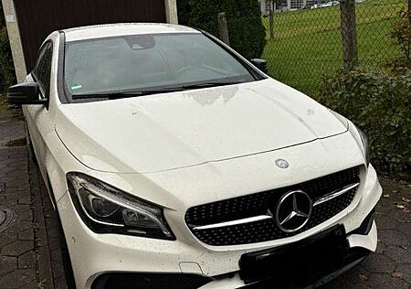 Mercedes-Benz CLA 200 CDI / d (117.908)AMG Paket