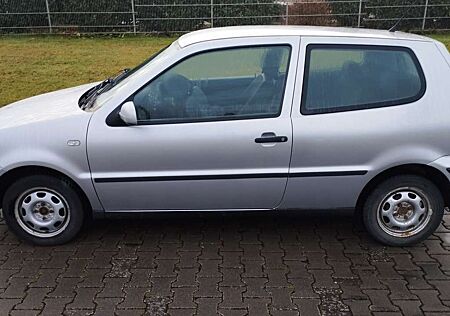 VW Polo Volkswagen 6N