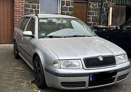 Skoda Octavia 1.6 Combi
