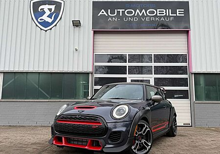 Mini John Cooper Works Coupe / GP Limitiert Nr. 2509