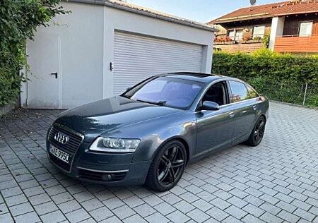 Audi A6 4.2 quattro tiptronic