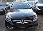 Mercedes-Benz C 300 Avantgarde Auto Leder Panorama Kamera