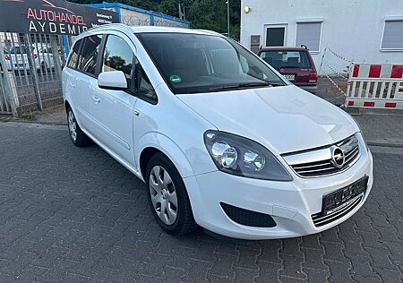Opel Zafira 1.8 Family Plus