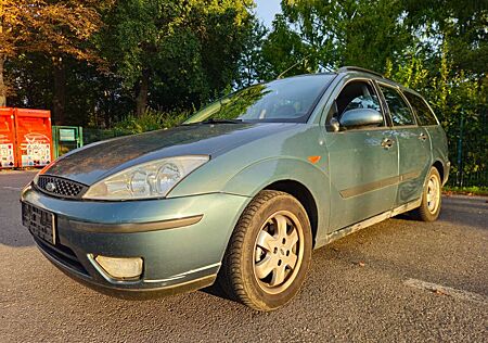 Ford Focus Turnier 1.6 Klima Fahrbereit''Ohne TÜV