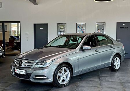 Mercedes-Benz C 250 4Matic *Distronic+*Memory*Xenon*Kamera*AHK