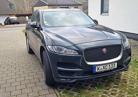 Jaguar F-Pace 30d AWD Pure