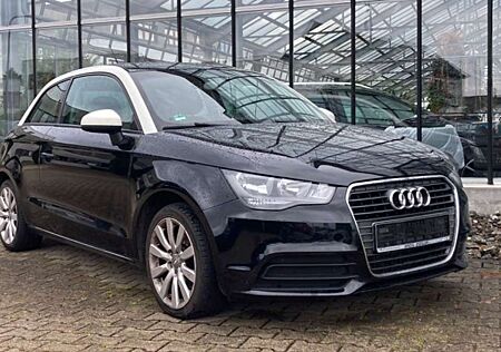Audi A1 Attraction Navi Sitzheizung 8x Alu