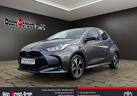 Toyota Yaris Hybrid Teamplayer Sitzheizung Rückfahrkamera Andro