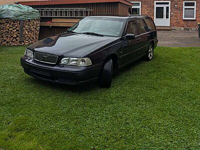 Volvo V70 V70 2.5