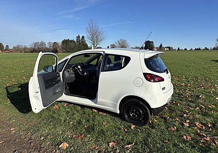 Mitsubishi Colt 1.1 ClearTec Motion 55kW TÜV neu