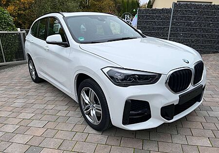 BMW X1 2.0ix MPaket Pano NavPL Kam A.LED H/K 18 1Hd