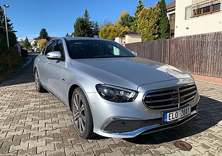 Mercedes-Benz E 300 de 4Matic 9G-TRONIC Exclusive