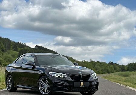 BMW 235 /M-PerfAGA/Alpine/Conn.Drive/Bi-Xenon/