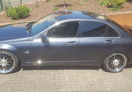 Mercedes-Benz C 180 CGI Automatik BlueEFFICIENCY SPORT EDITION