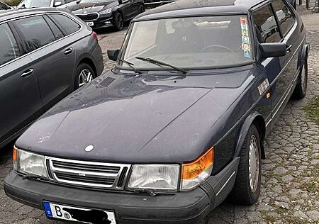 Saab 900 2.0i S