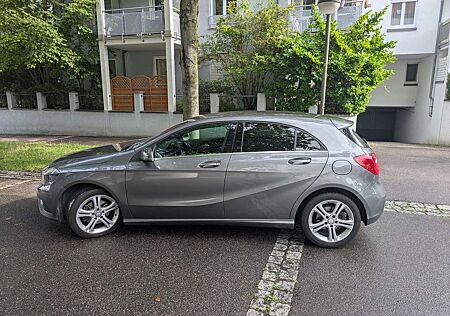 Mercedes-Benz A 200 BlueEfficiency (176.043)