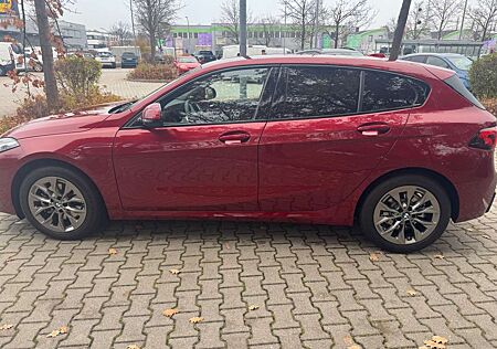 BMW 120 1 Lim. ,LED-Scheinw,Komfortz,Sitzheiz,Premium