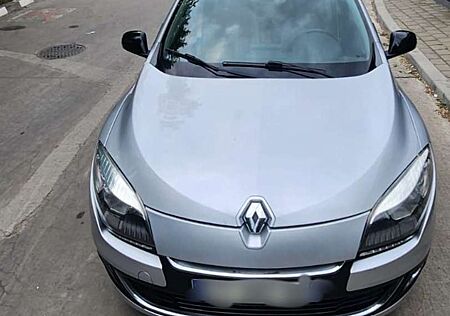 Renault Megane Mégane III dCi 110 FAP Energy eco2 Bose