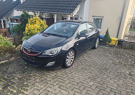 Opel Astra 2.0 CDTI DPF Edition