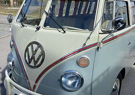 VW T1 Volkswagen Bus Oldtimer Camper