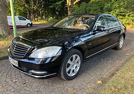Mercedes-Benz S 350 S -Klasse Lim. BlueTec 4Matic L mit