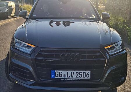 Audi Q5 40 TDI quattro S tronic sport