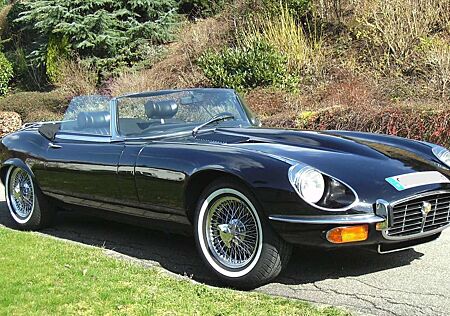 Jaguar E-Type V12 Roadster