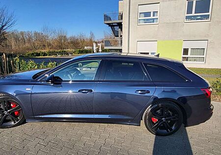Audi A6 Avant 55 TFSI e quattro S tronic sport
