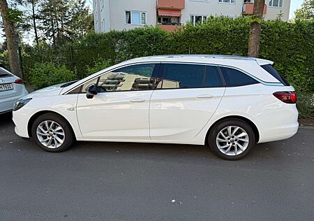 Opel Astra K 1.5d SportsTourer AHK Kamera Klima LED PDC SHZ
