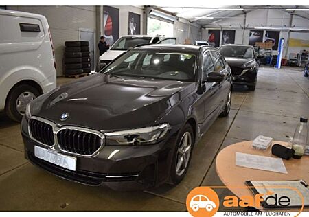 BMW 520 D Touring Automatik EU6d Navi LED Virtual Cockpit