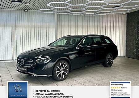 Mercedes-Benz E 300 de 1 Hand, Scheckheft, Unfallfrei. Super ausstatun