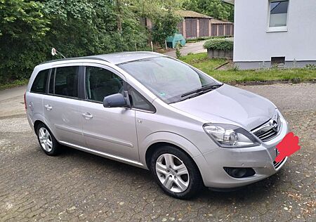 Opel Zafira 1.9 CDTI Automatik Diesel 7 Sitzer Navi Xenon