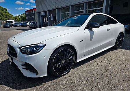 Mercedes-Benz E 200 Coupe Night Edition *AMG Paket*Burmester