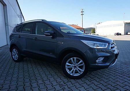 Ford Kuga 1.5 Automatik AHK Navi PDC SHZ