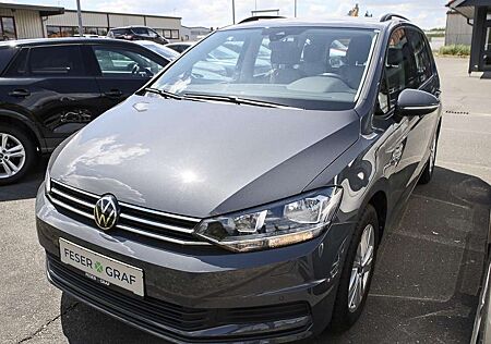 VW Touran Volkswagen Comfortline 1.5 TSI Navi SiHz DigiCockpit 7-Sitzer