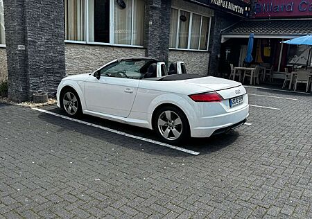 Audi TT Roadster 40 TFSI