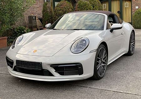 Porsche 992 911 Targa 4 SPORTDESIGN-PAKET-ABGAS*LED*INNODRIVE*