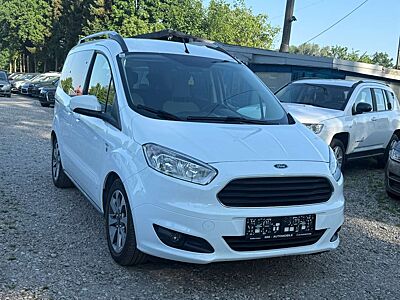 Ford Tourneo Courier Titanium