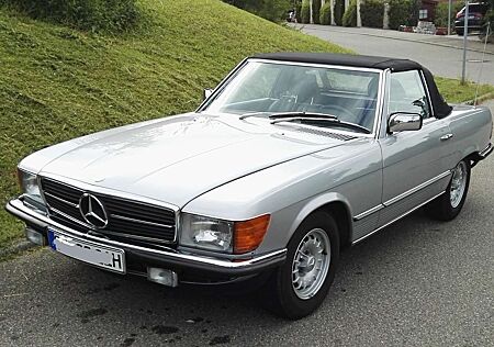 Mercedes-Benz SL 280 R 107