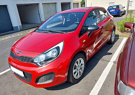 Kia Rio 1.2 gepflegt, Isofix, Scheckheft