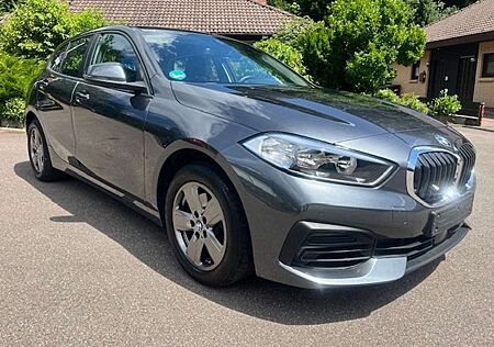 BMW 118 i Advantage/1.Hd/Autom./Navi/Shz/Comfort/PDC/